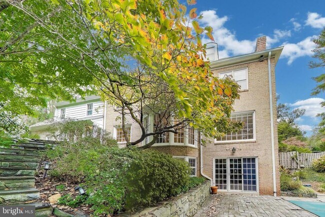 Building Photo - 7308 Burdette Ct