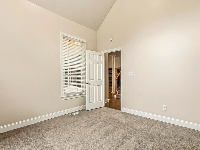 Building Photo - Earn Wealth While Leasing - Like a Homeowner - Lease to Own