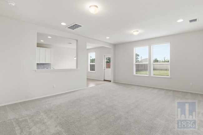 Building Photo - 113 Zuma Dr