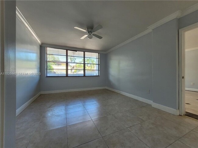 Building Photo - 2175 NE 170th St