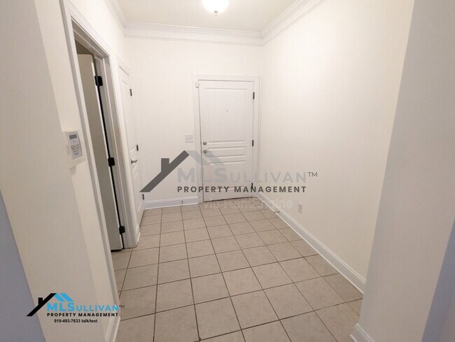 Building Photo - 1114 Arborgate Cir