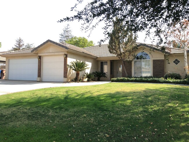 Primary Photo - Northwest Bakersfield