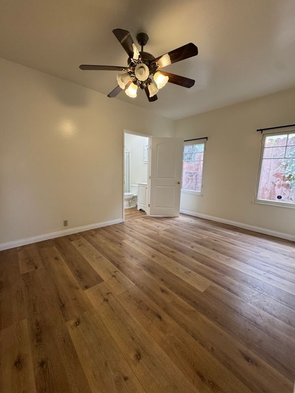 Building Photo - 1335 N Mansfield Ave