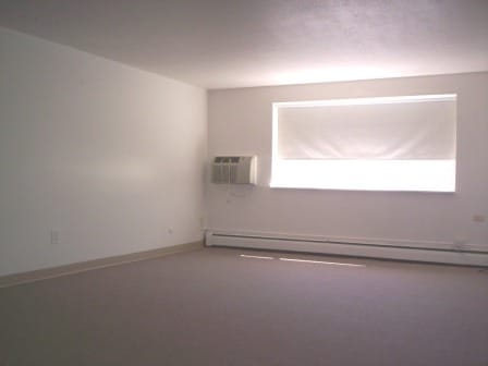 Building Photo - 338 Copeland St