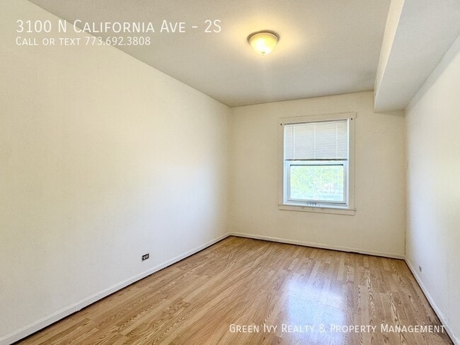 Building Photo - 3100 N California Ave