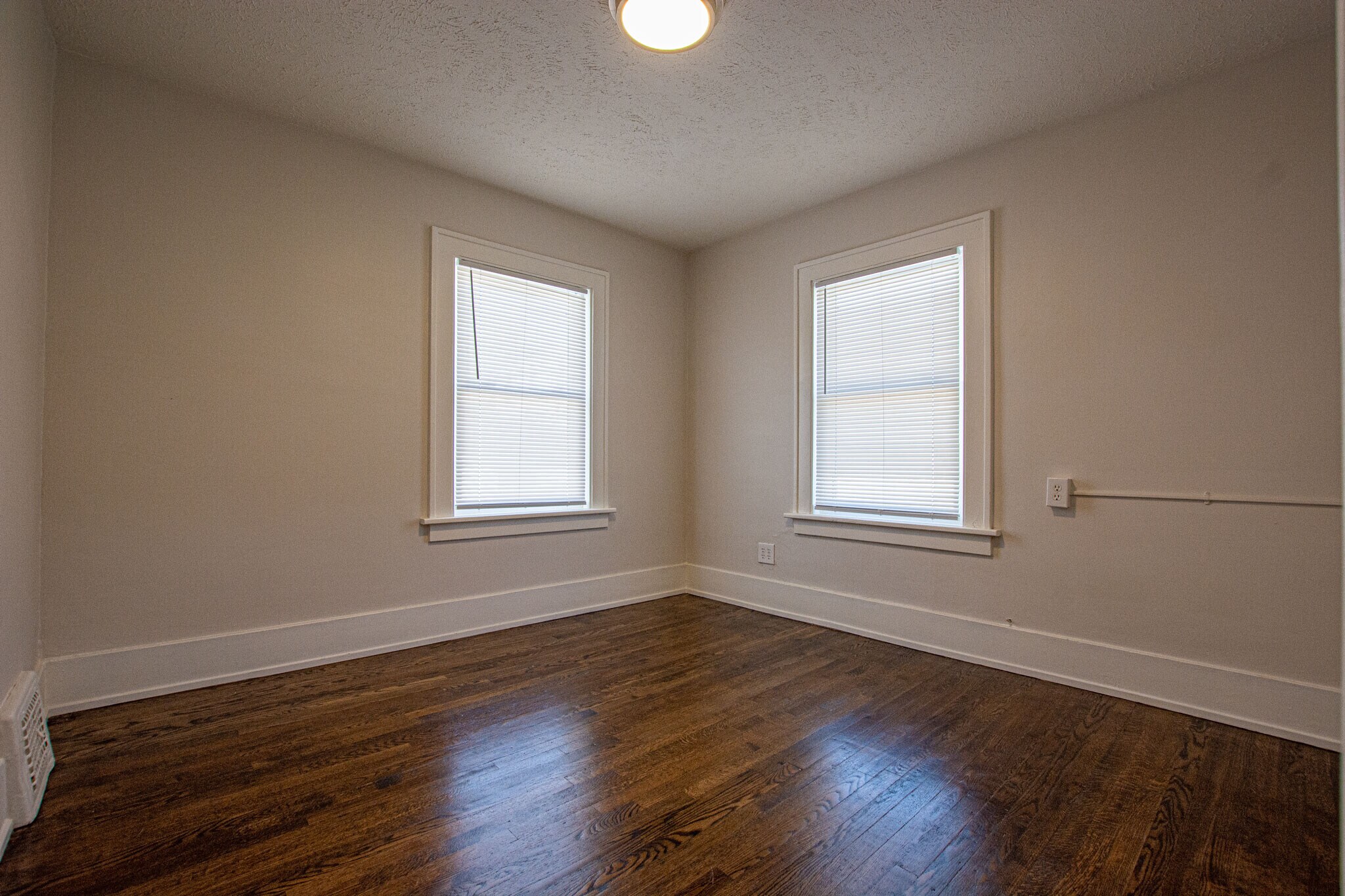 Building Photo - 3812 Dodge St