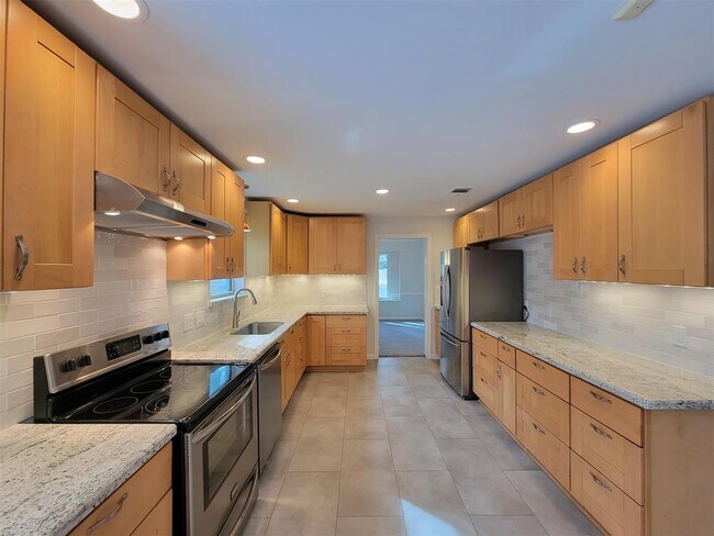 Building Photo - 20506 Laverton Dr