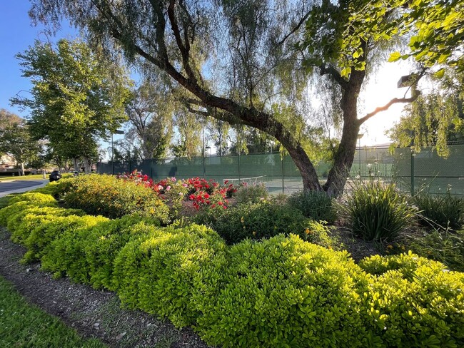 Building Photo - Comfortable 3-Bedroom Home in Moreno Valle...