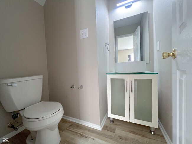 Building Photo - 14243 Holly Berry Cir
