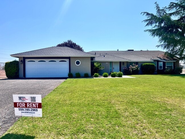Primary Photo - $2,795 Shaw & Academy 4 Bedroom / 2 Bathro...