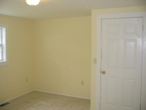 Building Photo - 1144 Canyon Bend