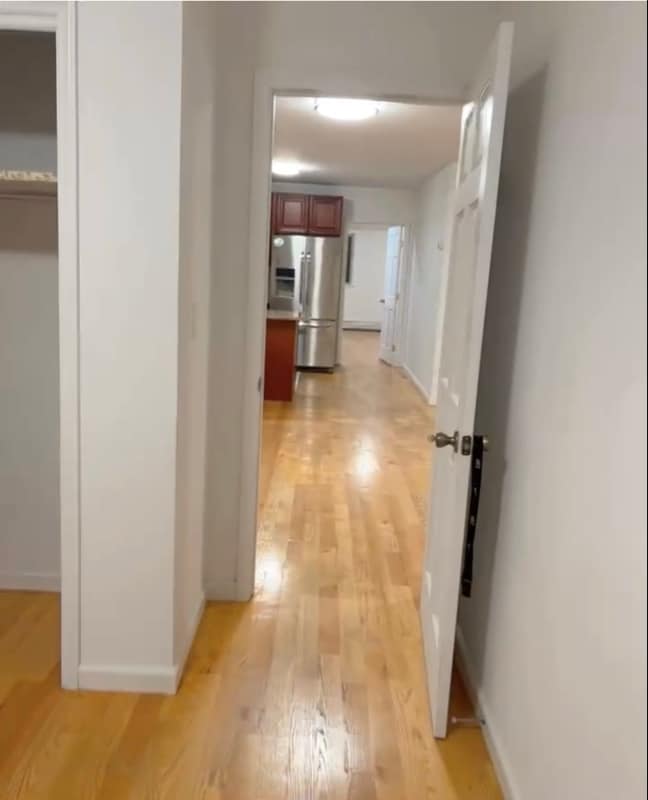 Building Photo - 9-24 College Point Blvd