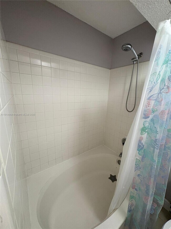 Building Photo - 15661 SW 104th Terrace