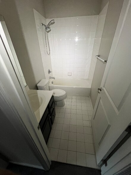 Building Photo - 610 Consolvo Pl