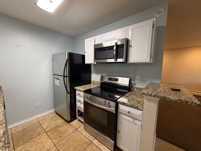 Building Photo - 1114 Centaur Cir