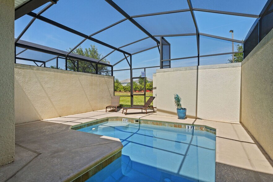 Building Photo - 8941 Stinger Dr
