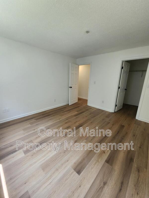 Building Photo - 37 Northern Avenue Heights