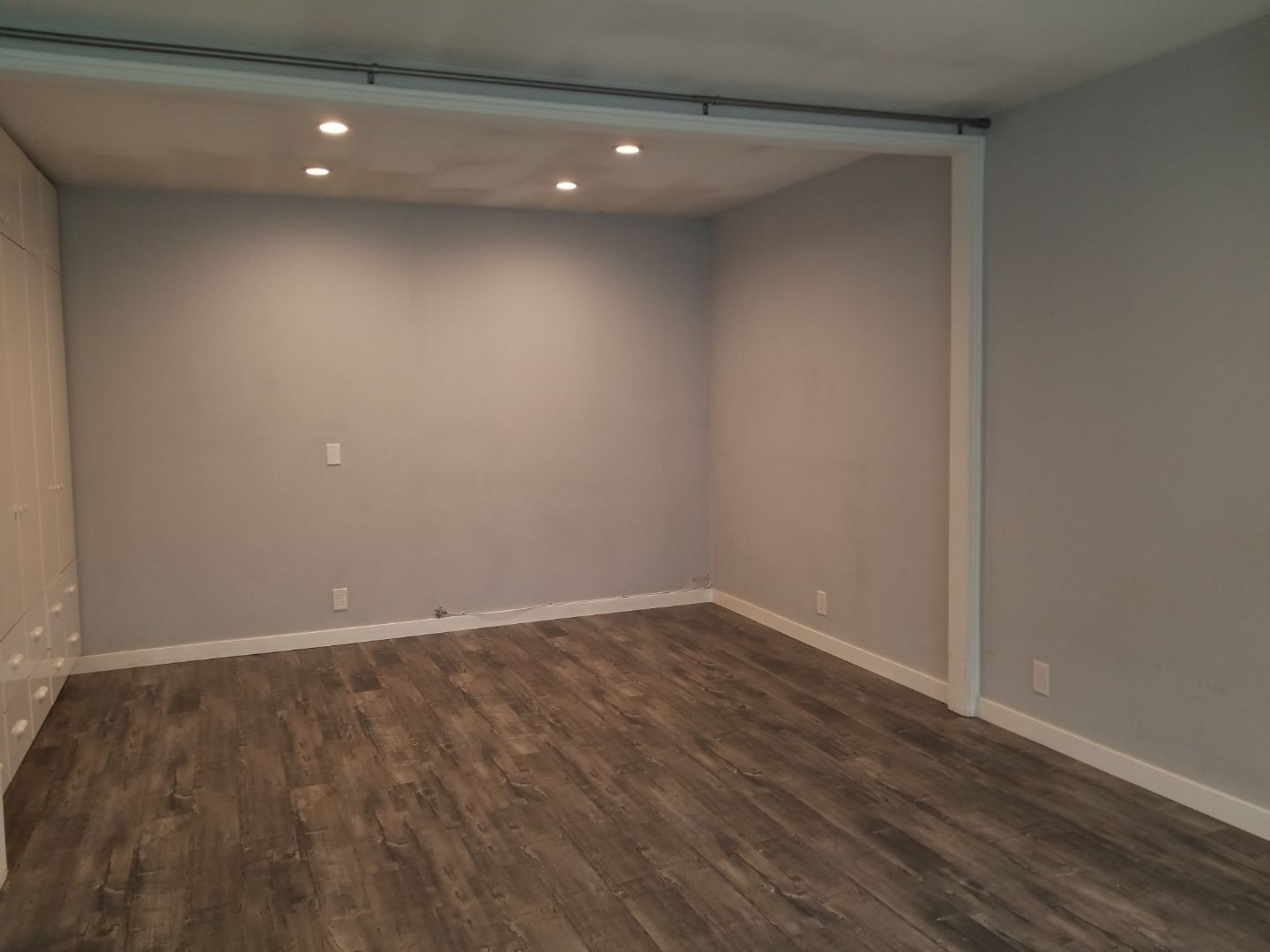 Building Photo - 1013 E Santa Anita Ave