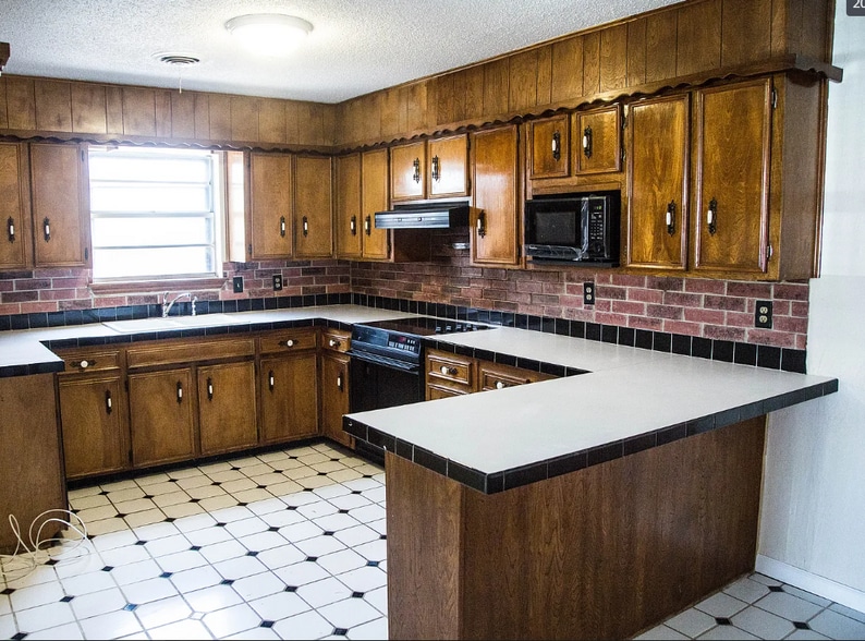 Building Photo - 2915 Hodges Street