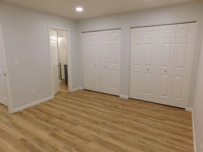 Building Photo - 5351 Landon St SE