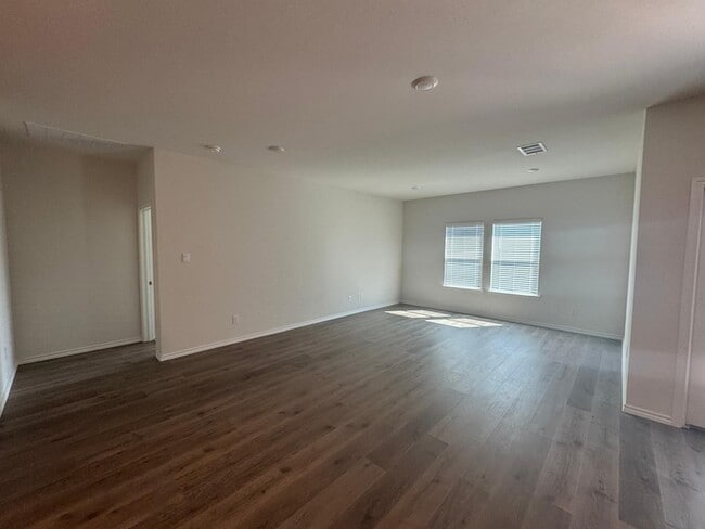 Building Photo - 109 Labein Ave