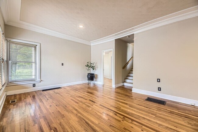 Building Photo - Charming 3BR House in Littleton