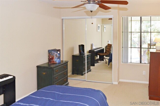 Building Photo - 3877 Pell Pl