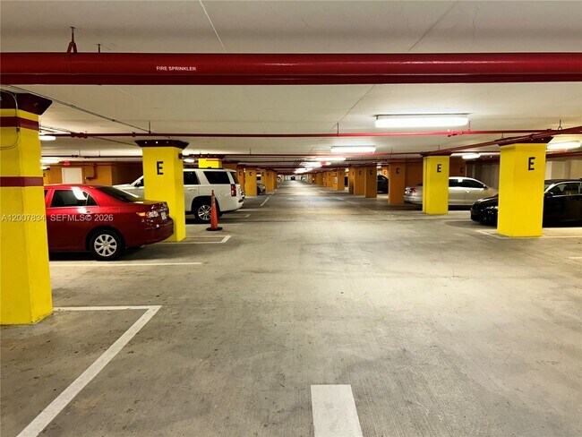 Building Photo - 7275 SW 90th St