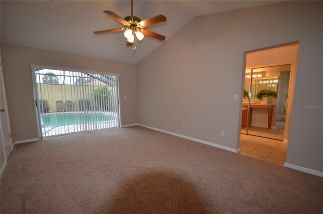 Building Photo - 5057 Bermuda Cir