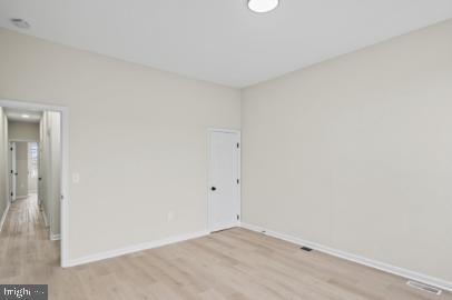 Building Photo - 139 N Lakewood Ave