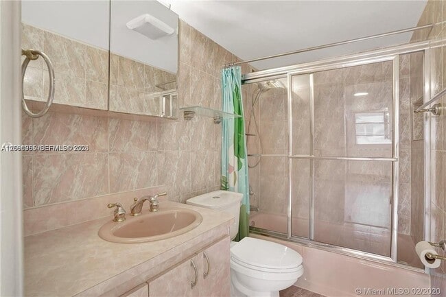 Building Photo - 345 Ocean Dr