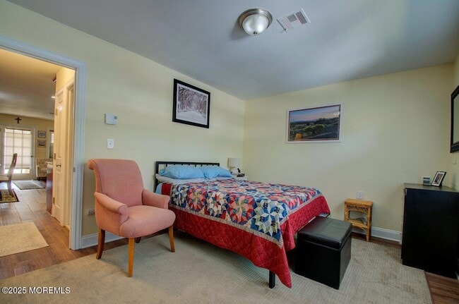 Building Photo - 888B Inverness Ct