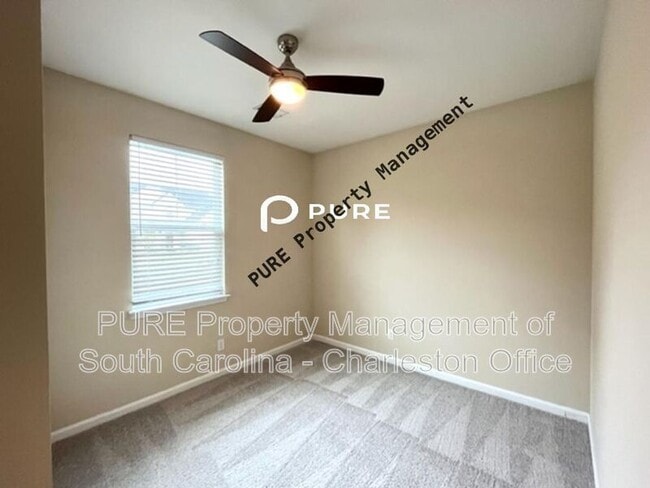 Building Photo - 2901 Penobscot Dr