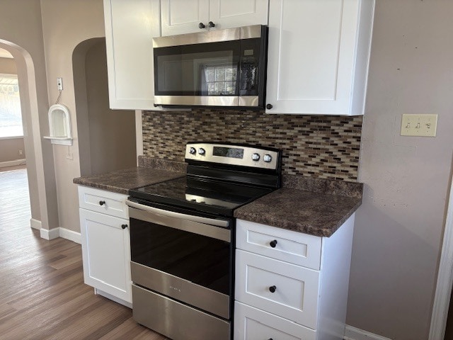 Building Photo - 720 E 15th St