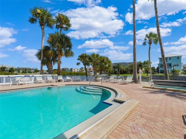 Building Photo - 5732 Biscayne Ct