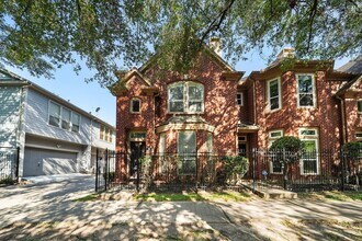 Building Photo - 90 McGowen St