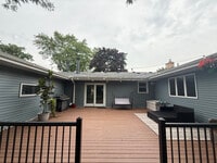 Building Photo - 409 Meadow Ct