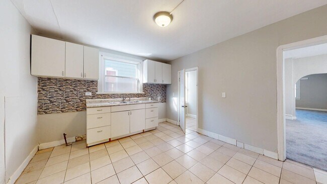 Building Photo - 3523 Walton Ave