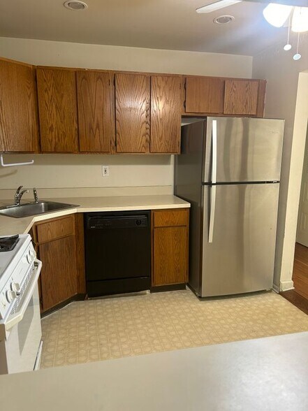 Building Photo - 29 Joyner Ct