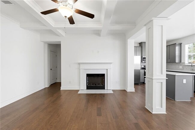 Building Photo - 2251 Mulsanne Dr