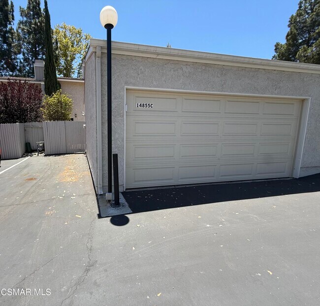 Building Photo - 14855 Campus Park Dr