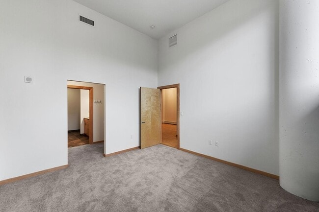 Building Photo - 1120 S 2nd St