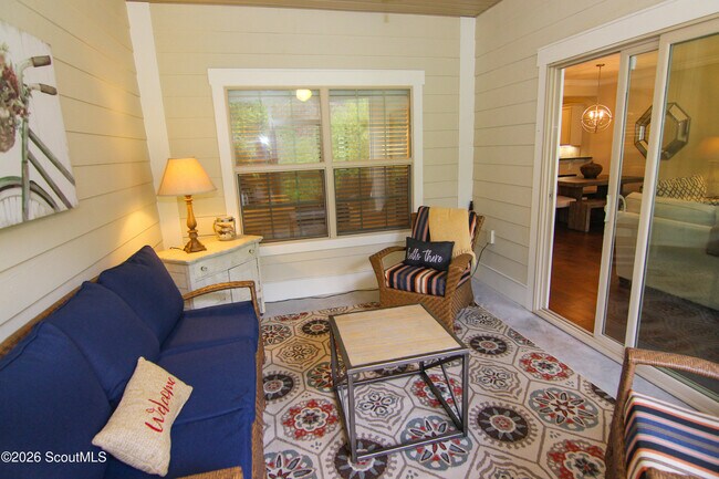 Building Photo - 905 Mariners Cir