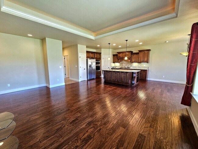 Building Photo - 2817 Tuscanna Dr