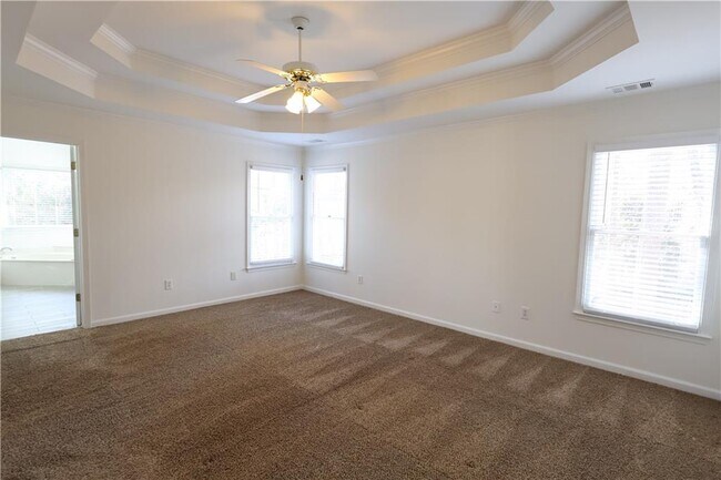 Building Photo - 1056 Oak Hollow Ct