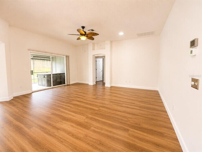 Building Photo - 1211 Cabella Cir
