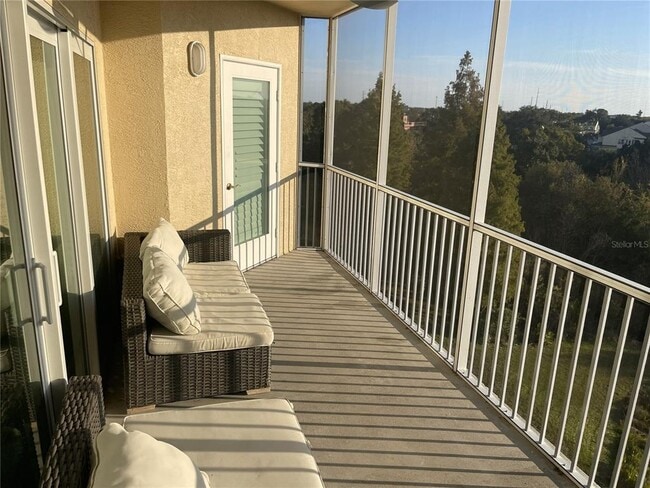 Building Photo - 960 Starkey Rd