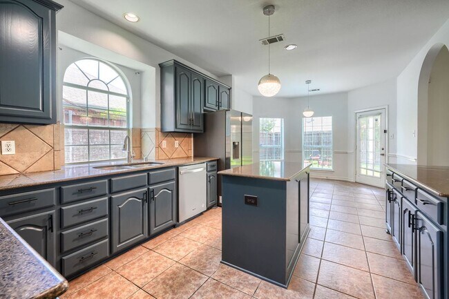 Building Photo - 12177 Salt Grass Ln