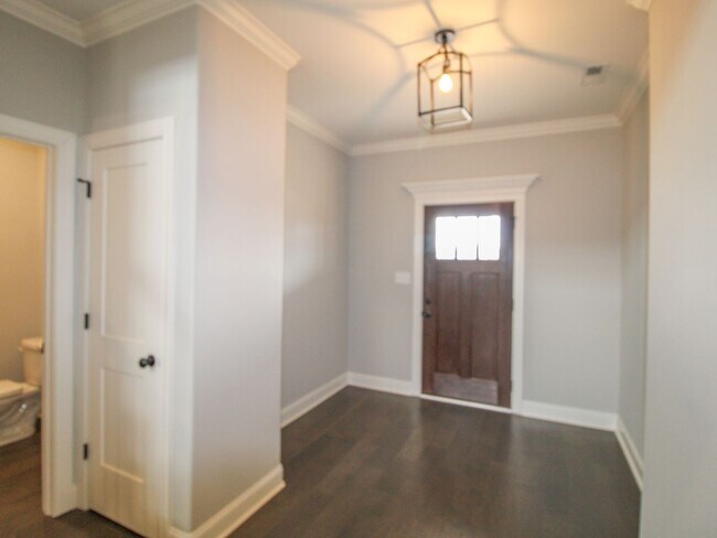 Building Photo - Beautiful two story home at Whispering Pines!