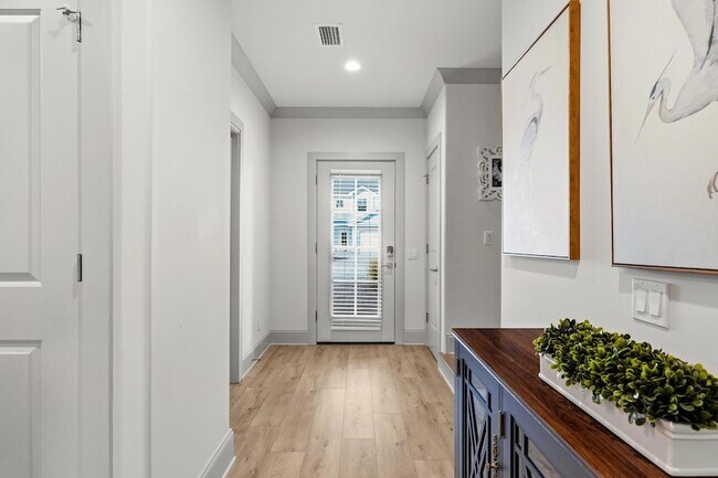 Building Photo - 45 Golden Bell Ct